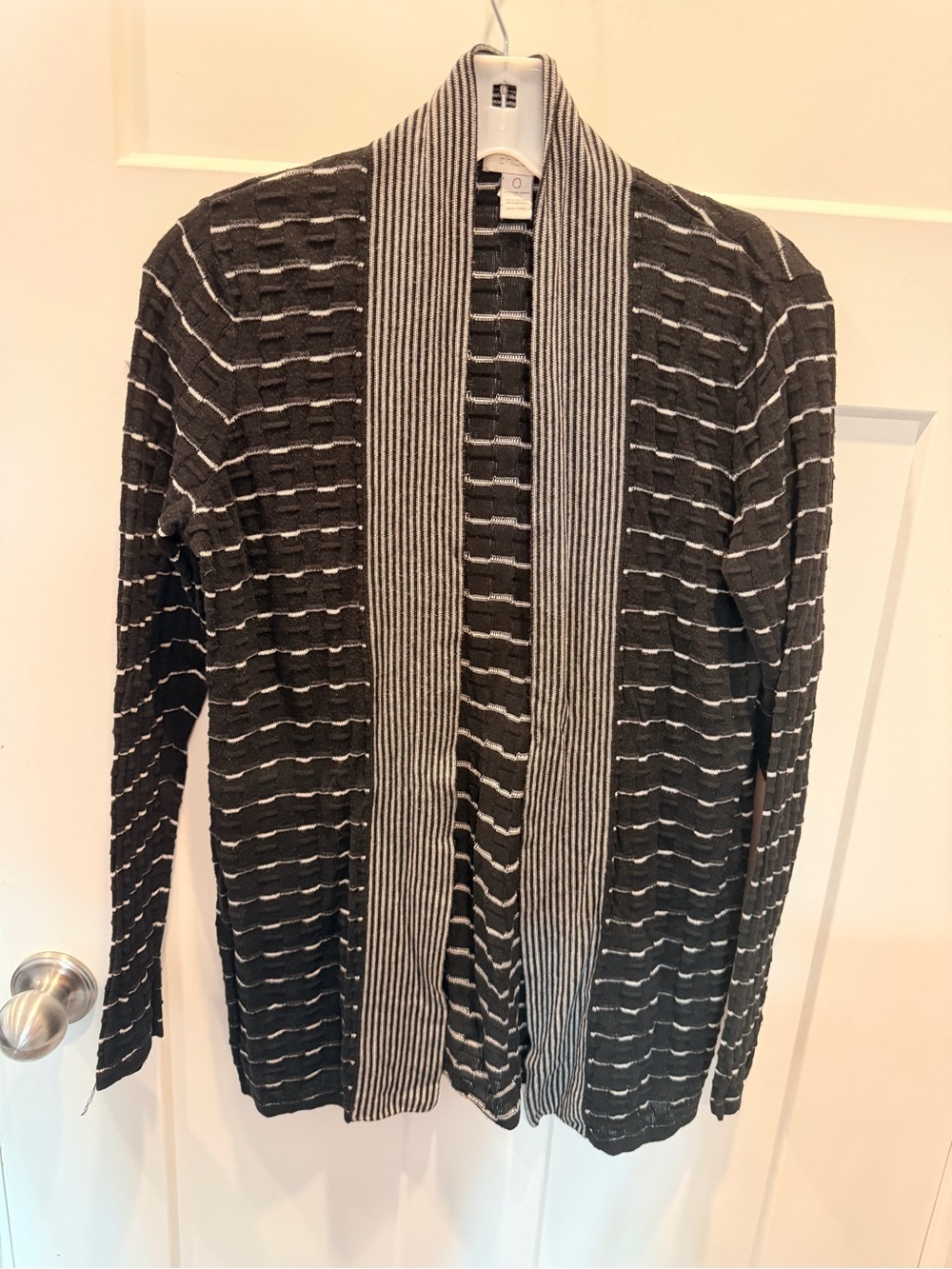 Chico’s Size 0 Small Black White Textured Open Front Cardigan